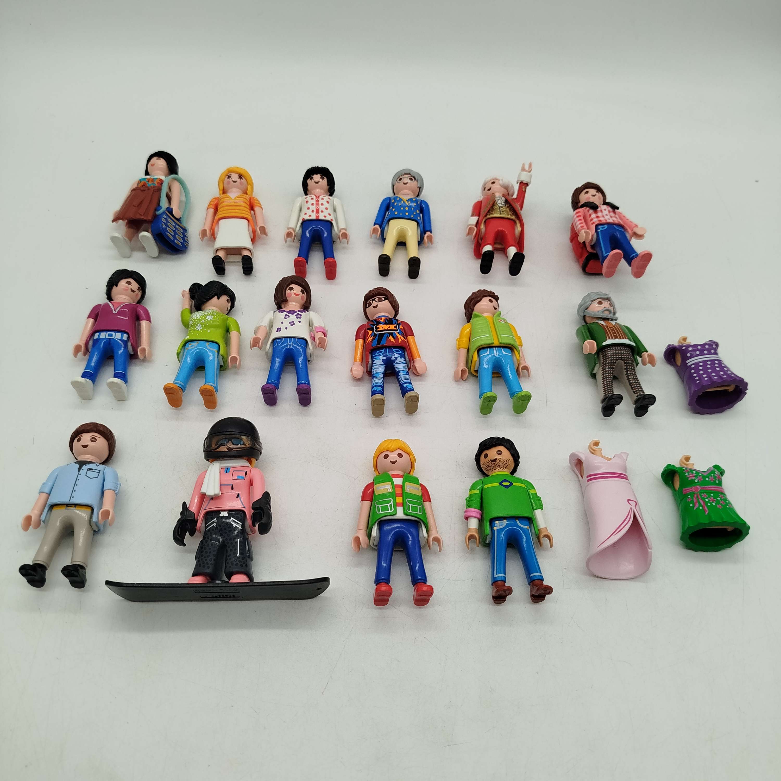 Playmobil Bundle Erwachsene 16 Figuren & Kleidung ab 3 4 5 Jahre | ✅ geprüft